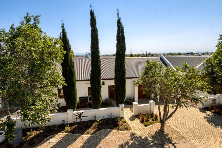 5 Bedroom Property for Sale in Croydon Vineyard Estate Western Cape